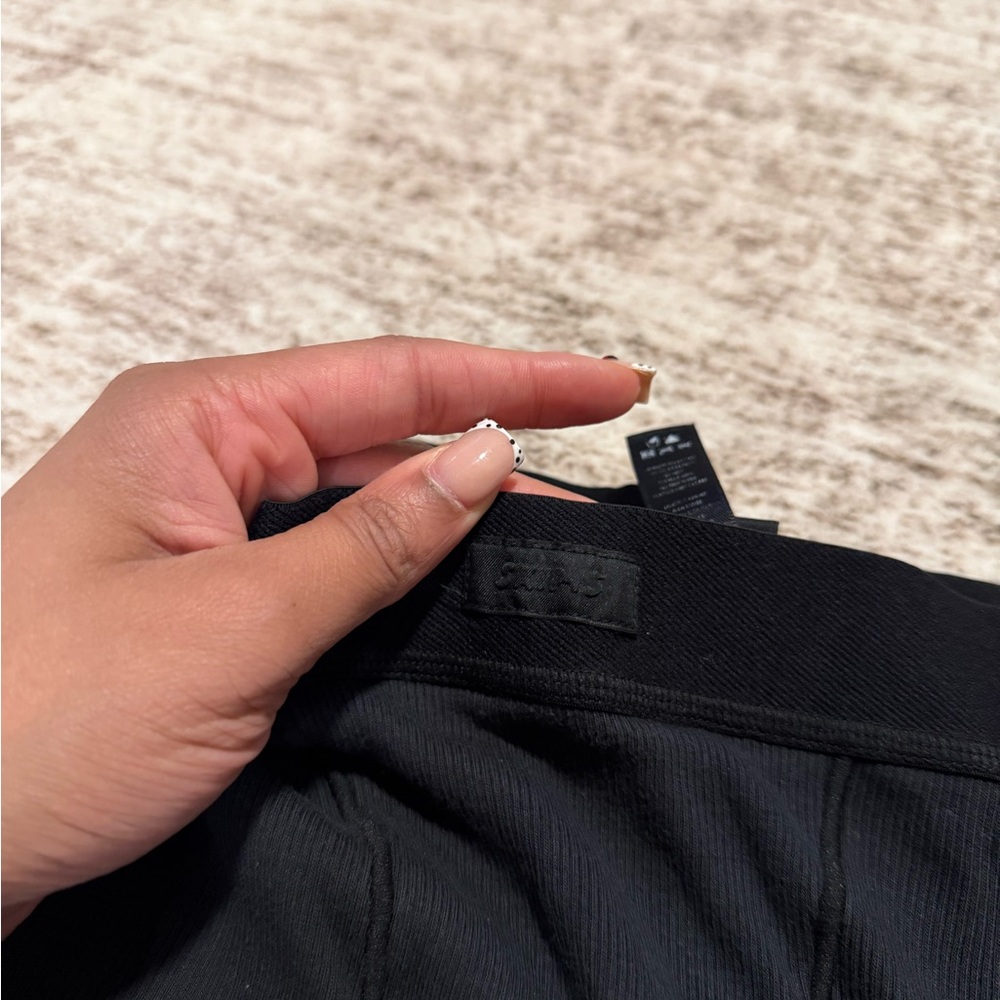 Skims Black and Brown Leggings Set - Picture 3 of 4